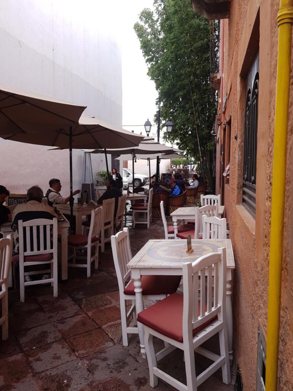 Hotel Meson Mariano Matamoros Queretaro Exterior photo
